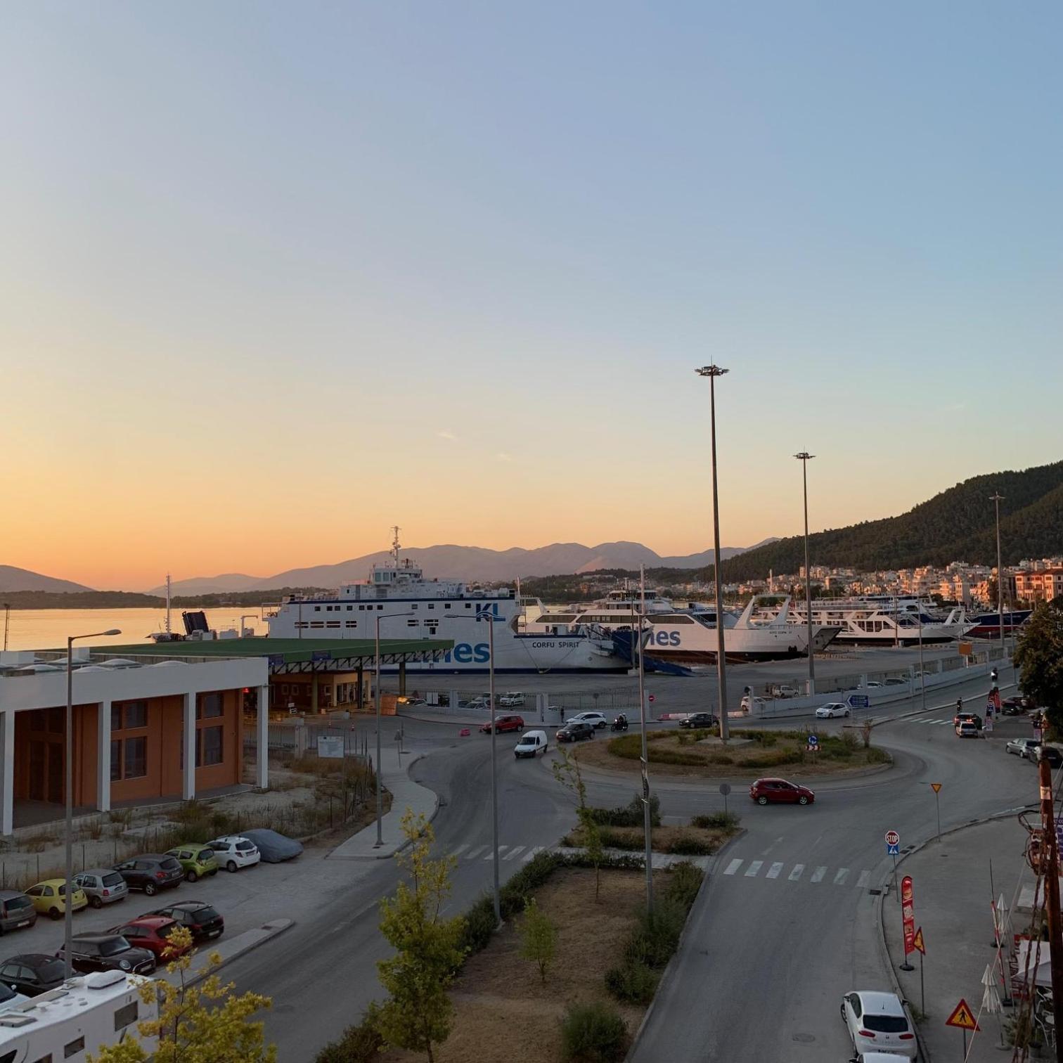 Lilium Luxury Apartment Igoumenitsa Exterior foto